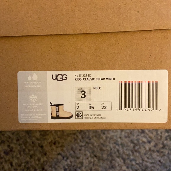 Kids’ UGG Classic Clear MINI II - Picture 3 of 3